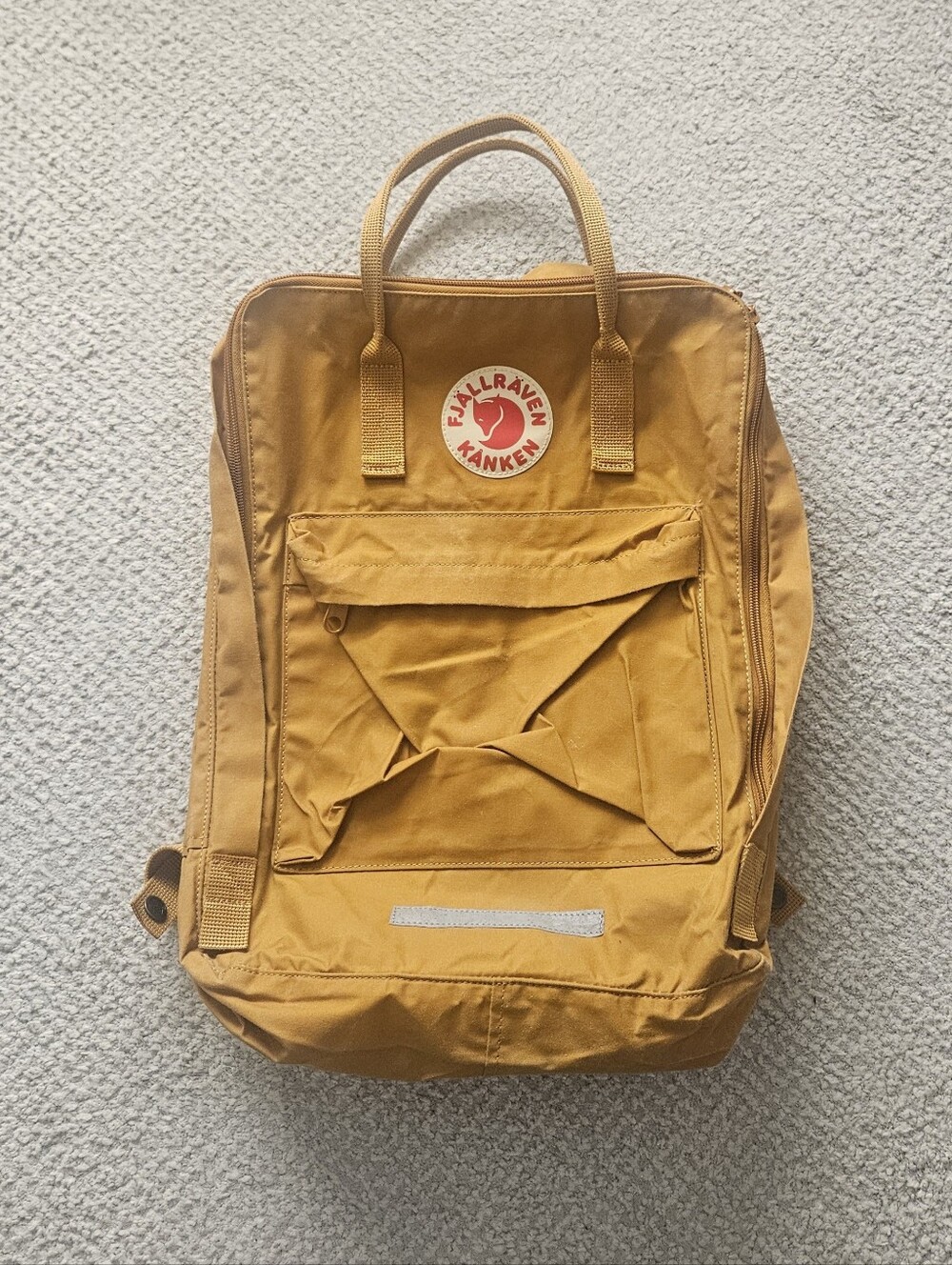 FJALLRAVEN Kanken Big 20L Ochre **Discontinued**